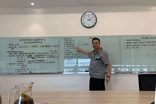 共勉-江苏喷塑设备厂豪门国际官网涂装应邀参加客户企业会议！